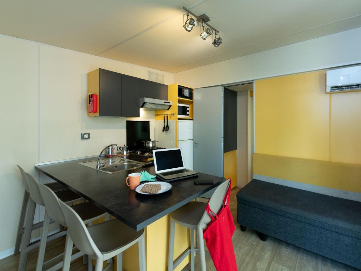 Holiday Home Garda Suite Trendy By Interhome Rivoltella del Garda Eksteriør bilde